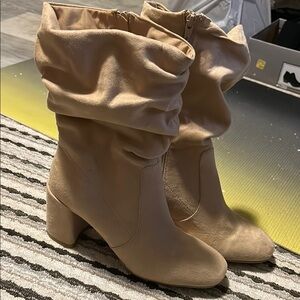Women's Tan Slouch Boots